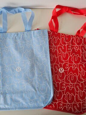 2 x New LULULEMON Blue & Red BUBBLE FONT Reusable Shopping Gym Shopper Bag Large